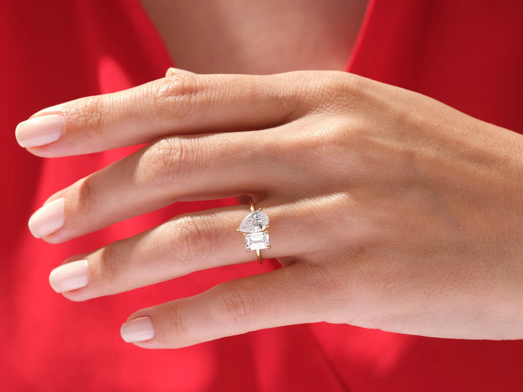 Toi et Moi Emerald & Pear Ring